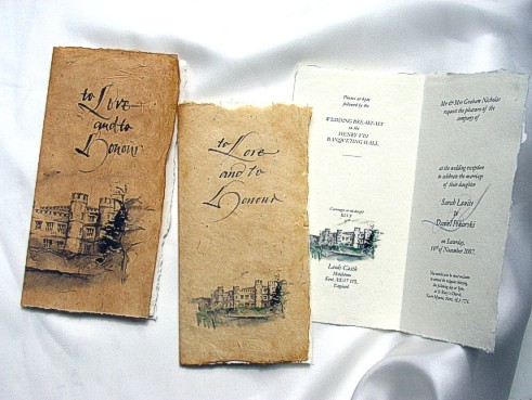 Hochzeitseinladungen handgeschrieben auf Schmuckpapieren